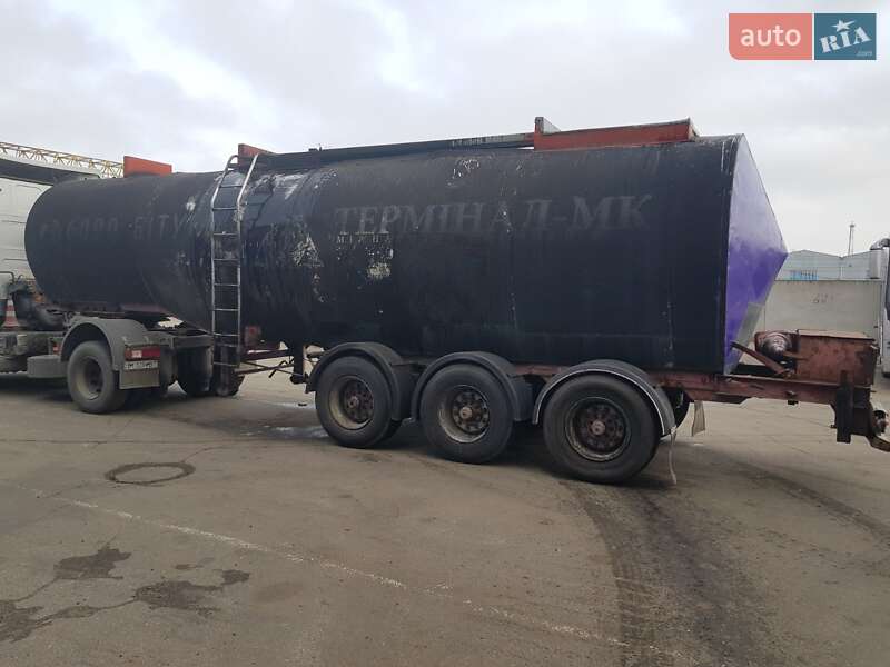 Цистерна полуприцеп Fruehauf T34 1986 в Кременчуге