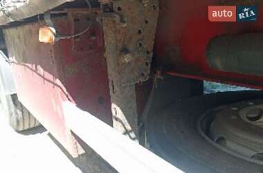 Тентованный борт (штора) - полуприцеп Fruehauf T34 2005 в 