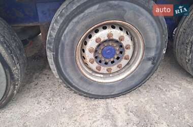 Зерновоз - полуприцеп Fruehauf T34 2002 в Калуше