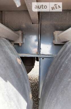 Тентованный борт (штора) - полуприцеп Fruehauf T38 2012 в 