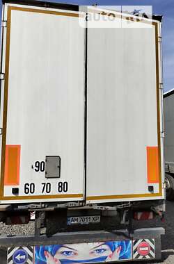 Тентованный борт (штора) - полуприцеп Fruehauf T38 2012 в 