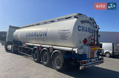 Цистерна Fruehauf TF34 1999 в 