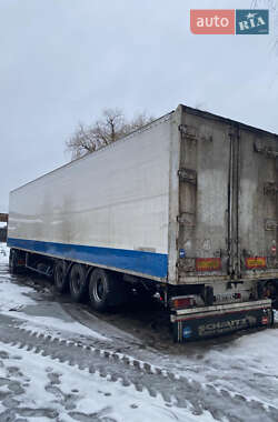 Изотермическая будка Fruehauf TF34 1996 в Краснограде