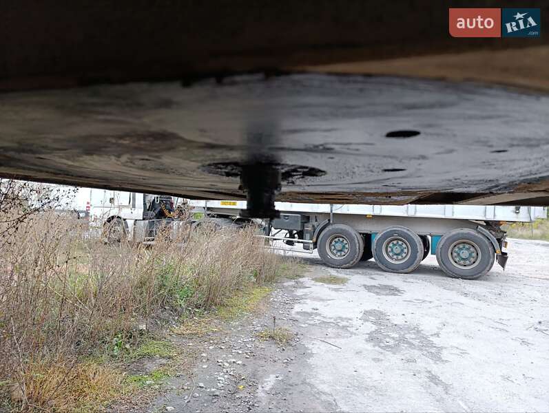 Бортовой полуприцеп Fruehauf TF34C1 1995 в Калиновке