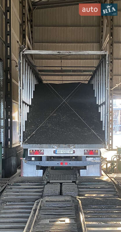 Зерновоз - напівпричіп Fruehauf TF34C1 1998 в Гайсину