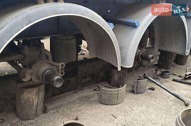 Зерновоз - полуприцеп Fruehauf TF34C1 1998 в 