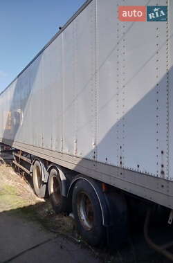Фургон полуприцеп Fruehauf TGNTA3 1995 в 