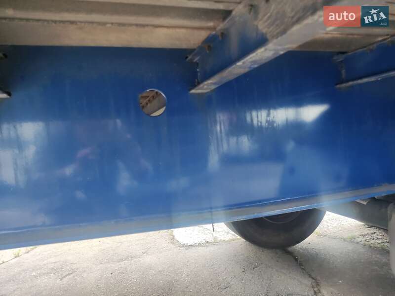 Фургон полуприцеп Fruehauf TX 34 2007 в Ровно