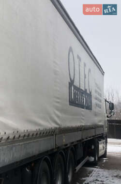 Тентований борт (штора) - напівпричіп Fruehauf TX 34 2006 в 
