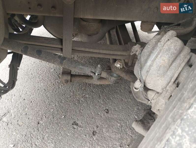 Бортовий напівпричіп Fruehauf TX 34C 2008 в Києві