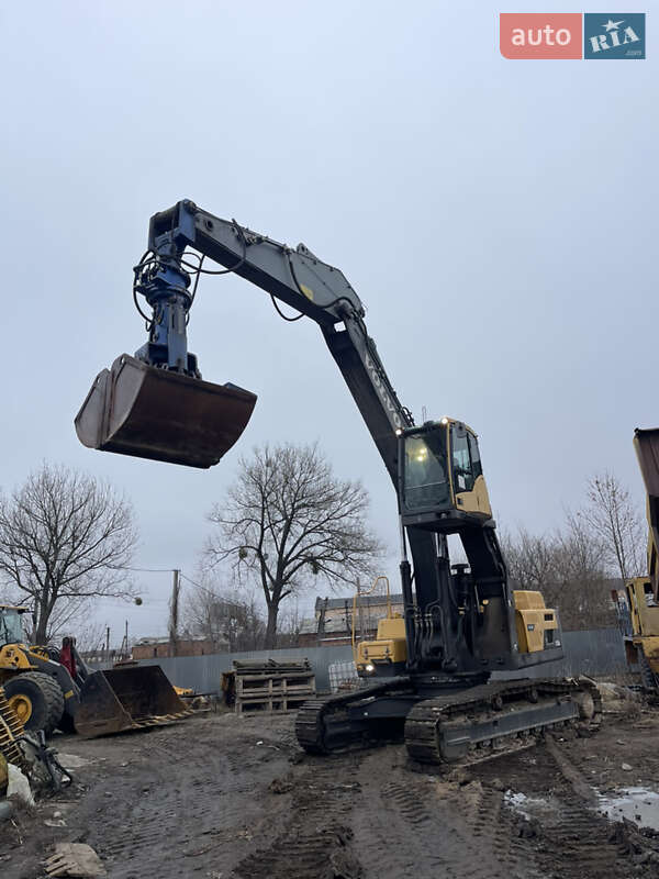 Fuchs 350 2012 Fuchs 350 2012