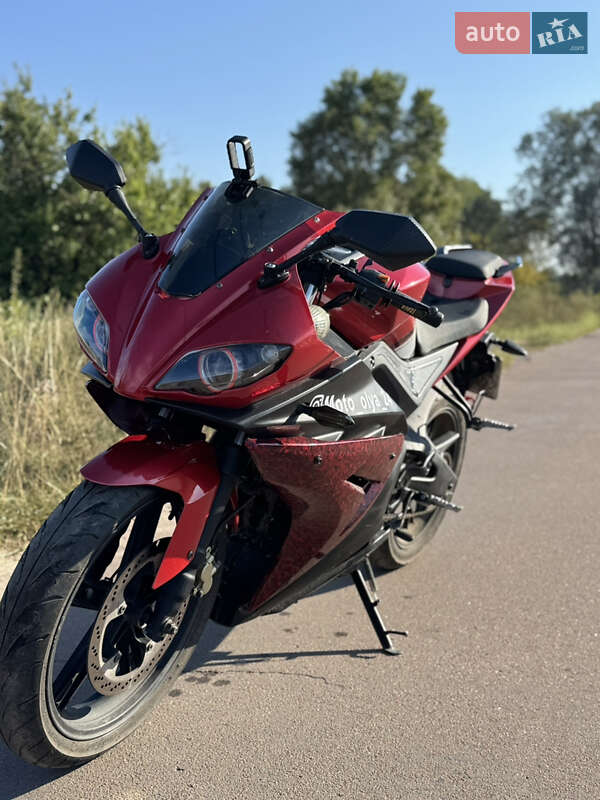 Спортбайк G-max 250 Raiser 2012 в Борисполі фото Спортбайк G-max 250 Raiser 2012 в Борисполі