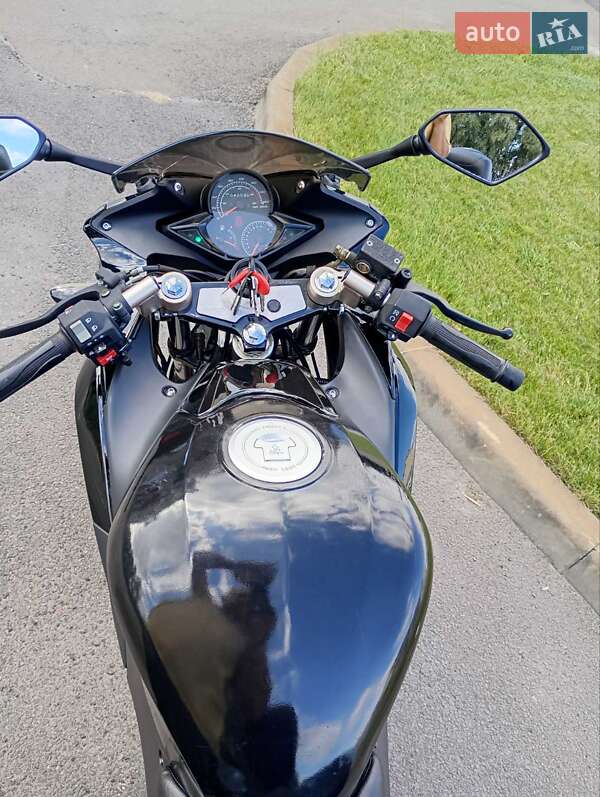 Спортбайк G-max 250 Raiser 2013 в Киеве