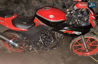 Максі-скутер G-max Racer 2012 в 