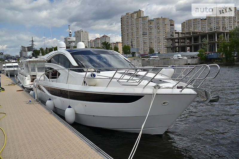 Моторна яхта Galeon 430 2012 в Києві
