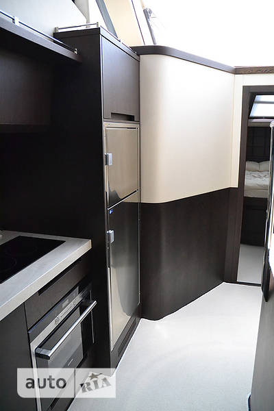 Моторная яхта Galeon 430 2012 в Киеве