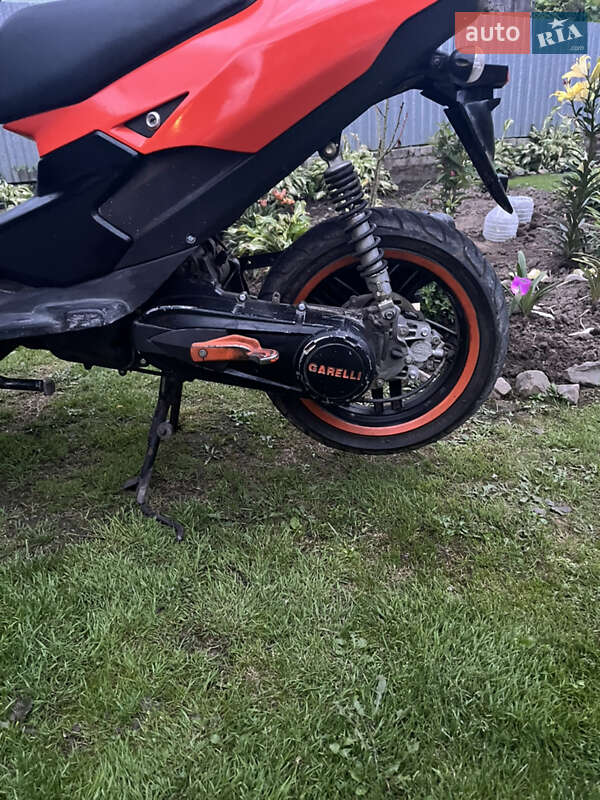 Скутер Garelli SR 2009 в Новом Роздоле