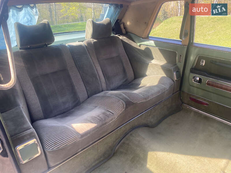 Лимузин ГАЗ 14 Чайка 1982 в Киеве