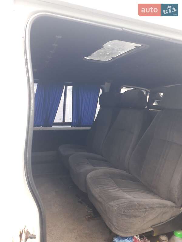 Мінівен ГАЗ 2217 Баргузин 2001 в Хмельницькому