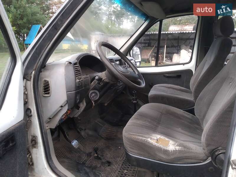 Микроавтобус ГАЗ 2217 Соболь 2006 в Черкассах