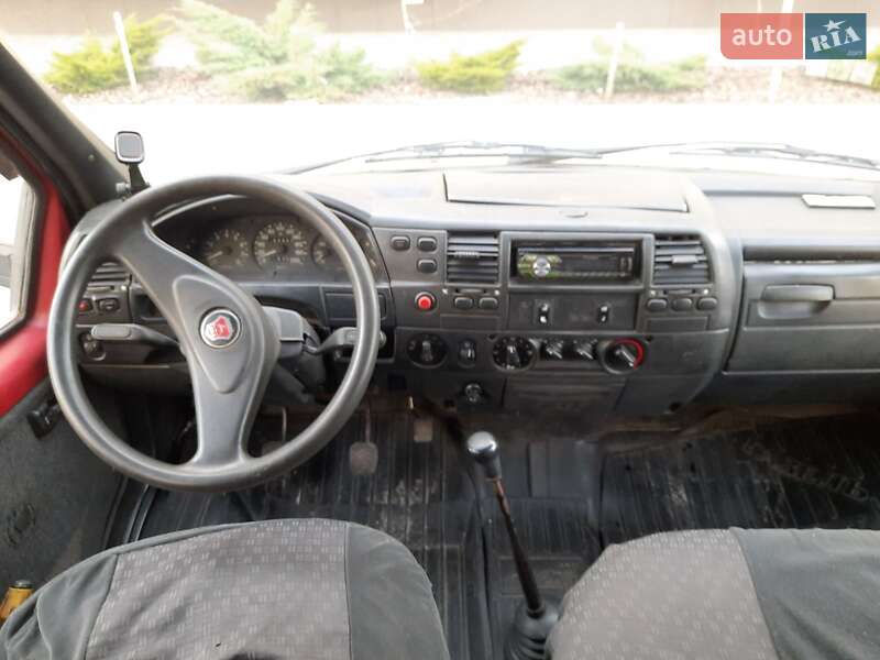 Седан ГАЗ 2217 Соболь 2007 в Києві