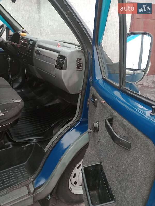 Мікроавтобус ГАЗ 2217 Соболь 2006 в Зміїві фото 7 Мікроавтобус ГАЗ 2217 Соболь 2006 в Зміїві