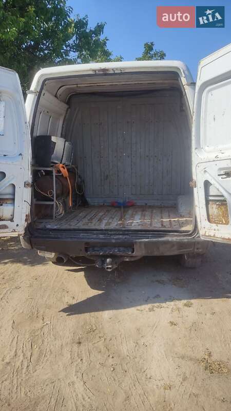 Микроавтобус ГАЗ 2217 Соболь 2003 в Николаеве