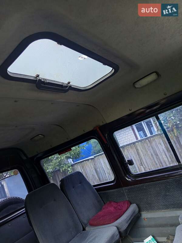 Микроавтобус ГАЗ 2217 Соболь 2000 в Киеве