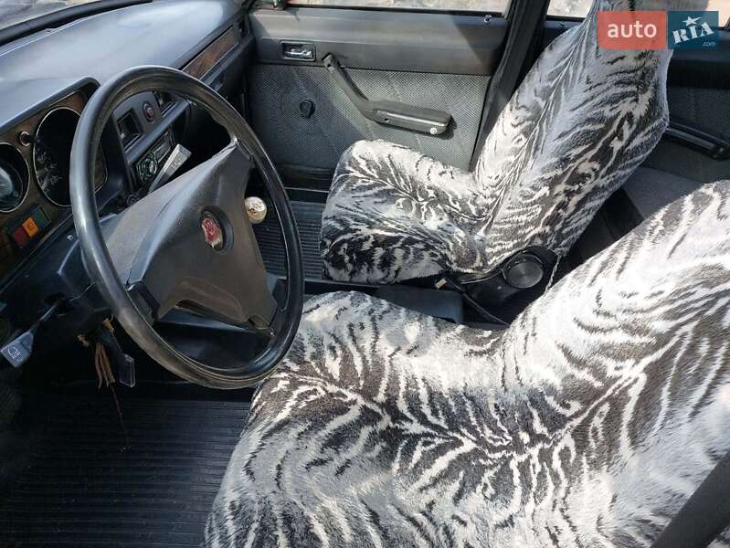 Седан ГАЗ 24-10 Волга 1986 в Новоархангельську