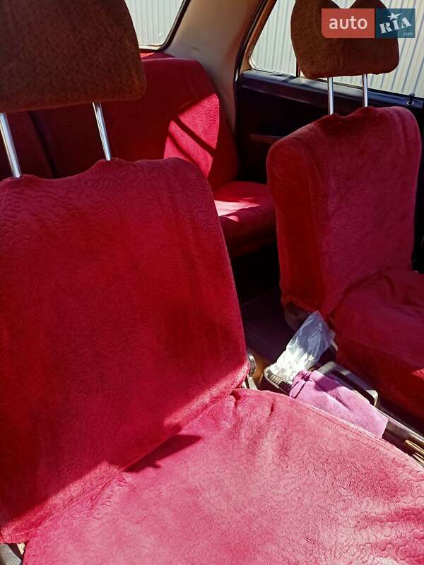 Седан ГАЗ 24-10 Волга 1985 в Чернівцях фото 16 Седан ГАЗ 24-10 Волга 1985 в Чернівцях