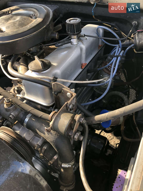 Седан ГАЗ 24-10 Волга 1989 в Києві