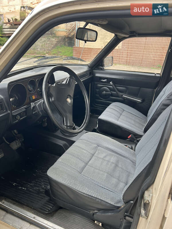 Седан ГАЗ 24-10 Волга 1986 в Ананьїві