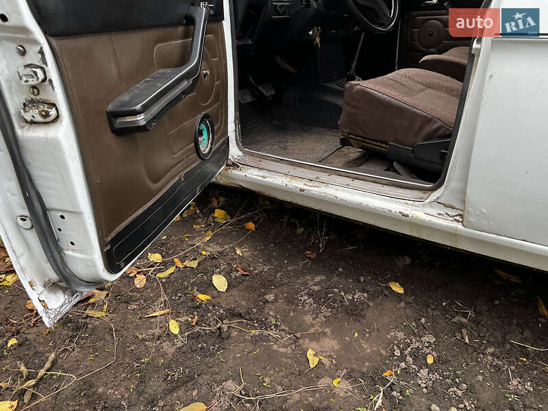 Седан ГАЗ 24-10 Волга 1992 в Яготині