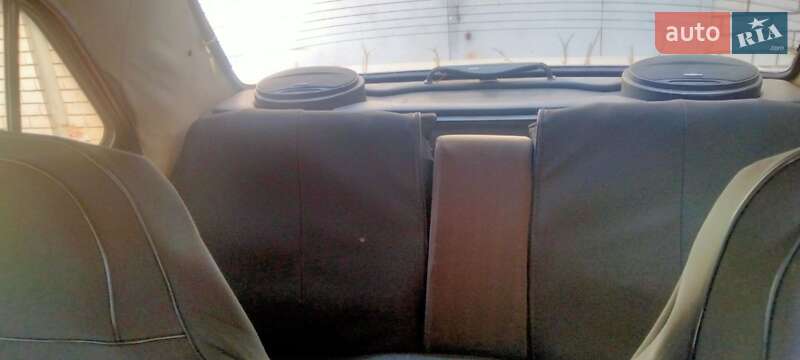 Седан ГАЗ 24-10 Волга 1989 в Павлограде