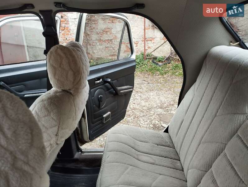 Седан ГАЗ 24-10 Волга 1989 в Стрию