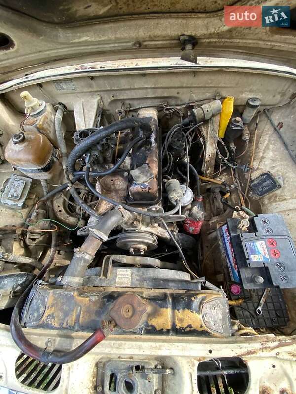 Седан ГАЗ 24-10 Волга 1987 в Надворной