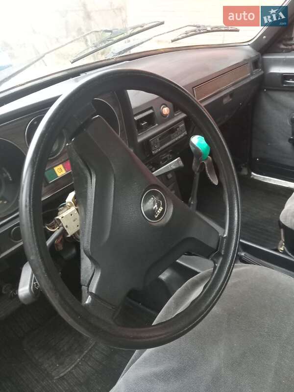 Седан ГАЗ 24-10 Волга 1990 в Нових Петрівцях