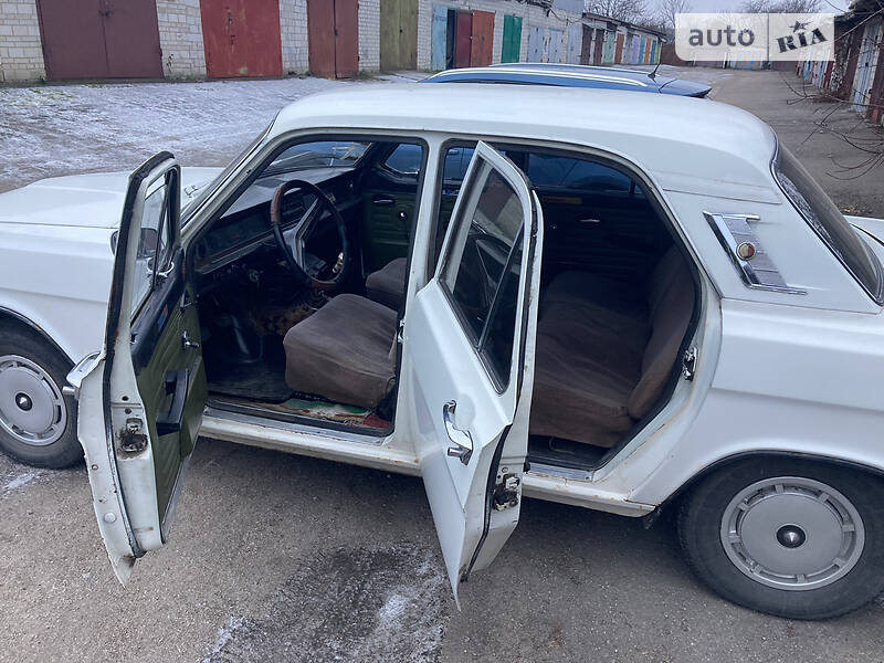 Седан ГАЗ 24 Волга 1982 в Мироновке фото 9 Седан ГАЗ 24 Волга 1982 в Мироновке