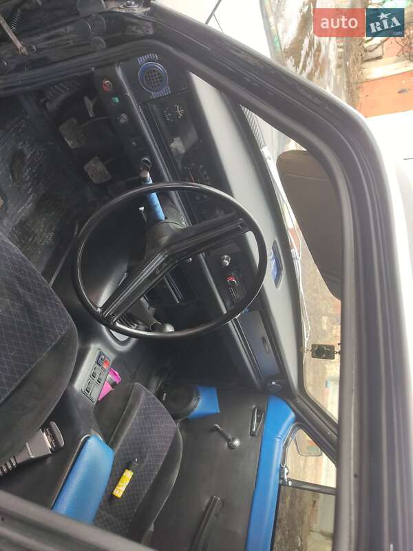 Седан ГАЗ 24 Волга 1971 в Старокостянтинові