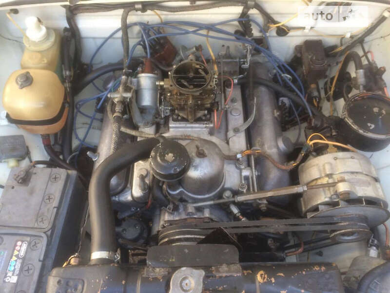 Седан ГАЗ 24 Волга 1986 в Киеве