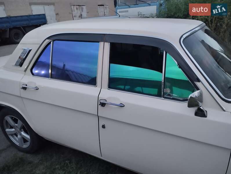 Седан ГАЗ 24 Волга 1977 в Кривому Розі