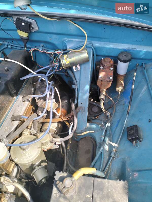 Седан ГАЗ 24 Волга 1977 в Києві