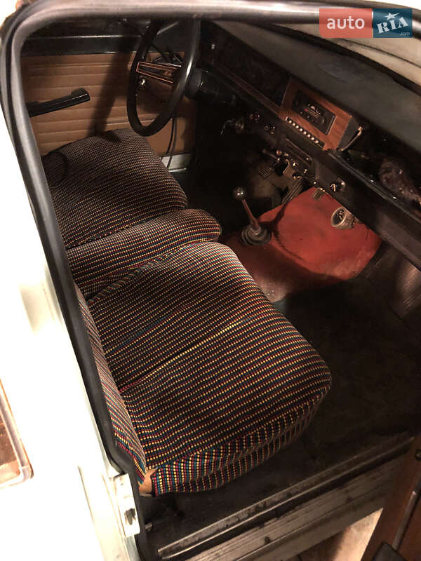 Седан ГАЗ 24 Волга 1979 в Лісниках фото 3 Седан ГАЗ 24 Волга 1979 в Лісниках