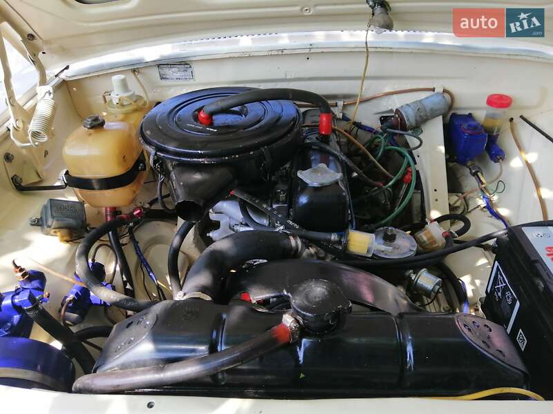 Седан ГАЗ 24 Волга 1983 в Черновцах фото 3 Седан ГАЗ 24 Волга 1983 в Черновцах