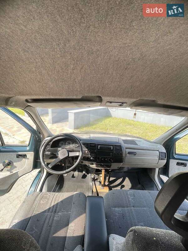 Вантажопасажирський фургон ГАЗ 2705 Газель 2003 в Житомирі фото 8 Вантажопасажирський фургон ГАЗ 2705 Газель 2003 в Житомирі