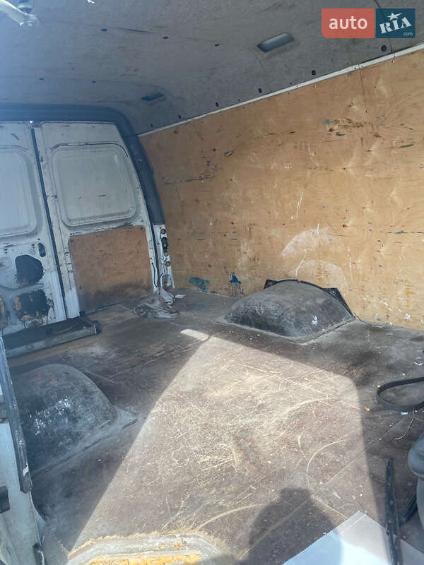 Грузовой фургон ГАЗ 2705 Газель 2010 в Луцке