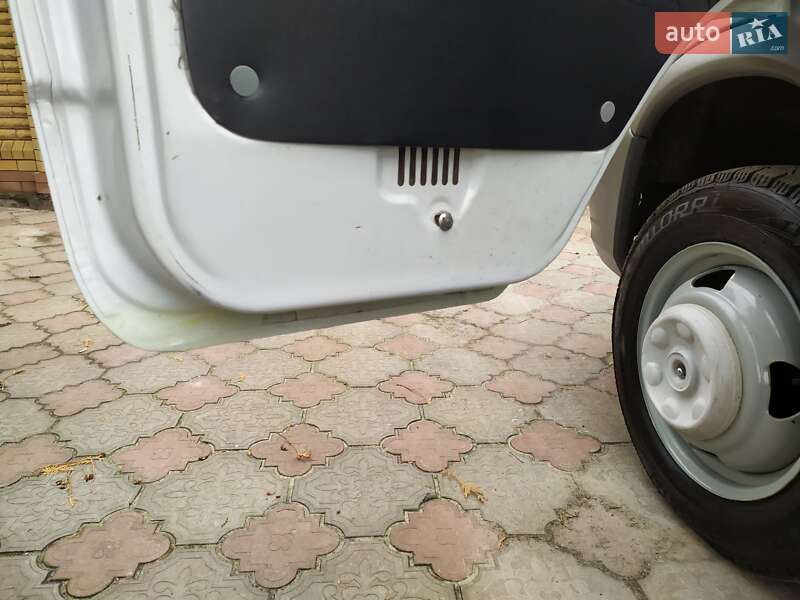 Вантажний фургон ГАЗ 2705 Газель 2013 в Охтирці