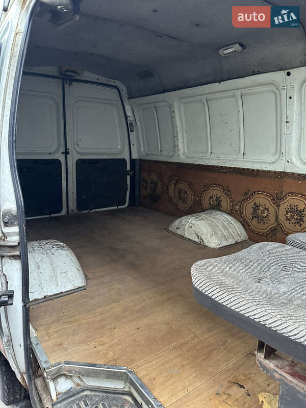 Грузовой фургон ГАЗ 2705 Газель 2000 в Чернигове