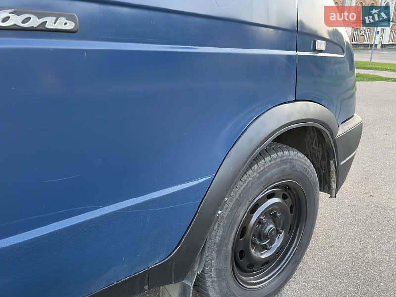 Вантажопасажирський фургон ГАЗ 2752 Соболь 2005 в Переяславі