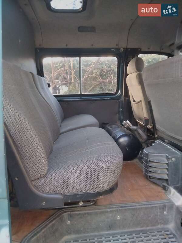 Вантажопасажирський фургон ГАЗ 2752 Соболь 2001 в Одесі